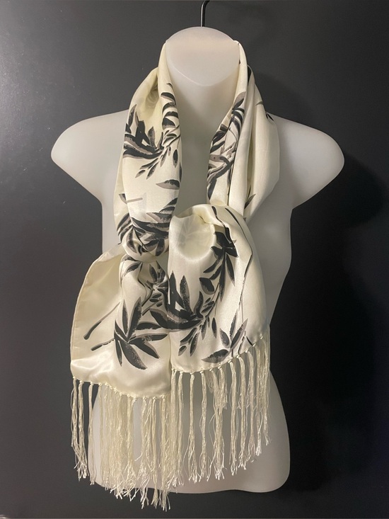 Unbranded Accessories - Vintage 100% Silk Bamboo Leaf Print Fringe Scarf Ivory Black Double Layered